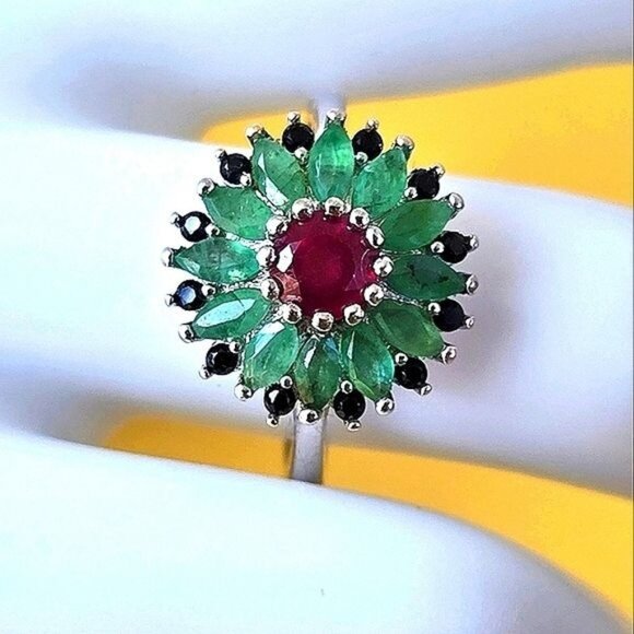 Natural Ruby, Emerald & Black Spinel 925 Sterling Silver Ring - Picture 3 of 10